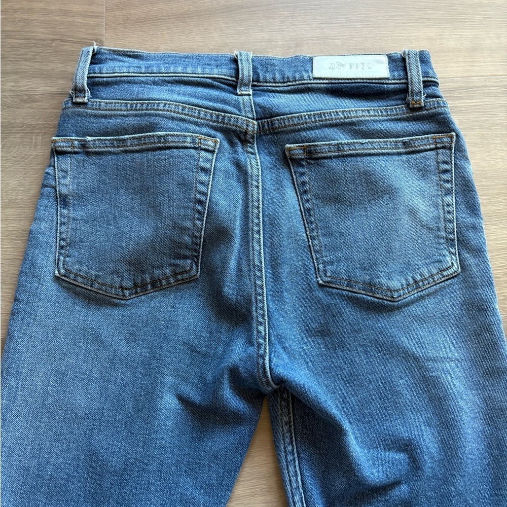 Re/Done Distressed Straight Leg Jean in Medium Wash- size 28 - Picture 3 of 9